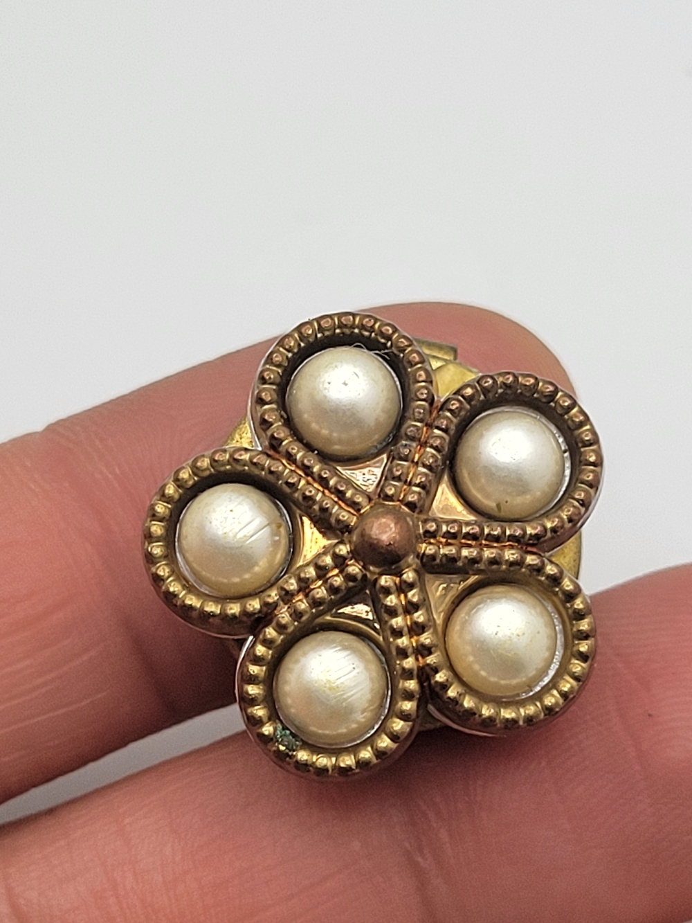 Vintage Faux Pearl Flower Cluster Shoe Clip Gold Tone Beaded Milgrain 1960s